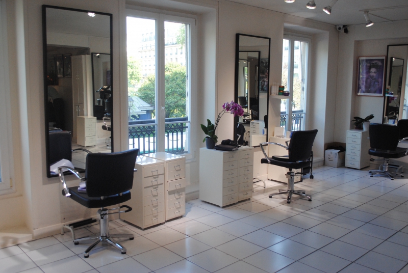 salon-coiffure-MASSOINS-min_floor-home-office-property-living-room-room-781228-pxhere.com